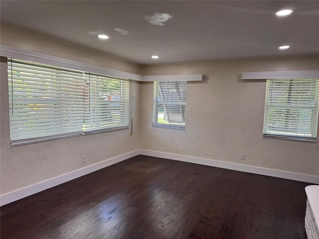 925 N 32nd Avenue, Hollywood, FL 33021