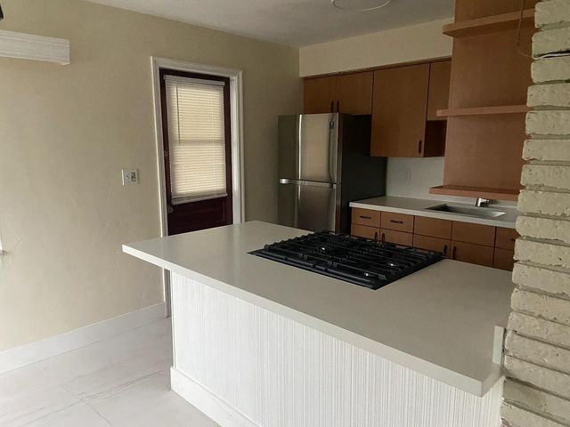 925 N 32nd Avenue, Hollywood, FL 33021