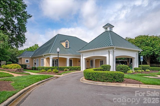 8709 Victory Gallop Court, Waxhaw, NC 28173