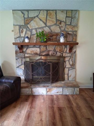 1492 Cedar Fork Road, Clemmons, NC 27012