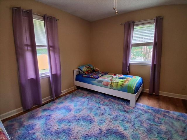 1492 Cedar Fork Road, Clemmons, NC 27012