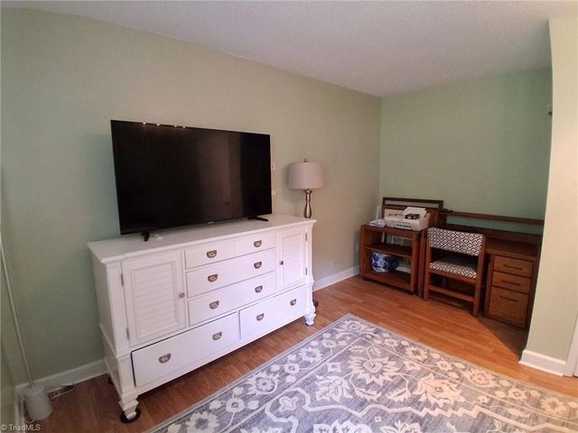 1492 Cedar Fork Road, Clemmons, NC 27012