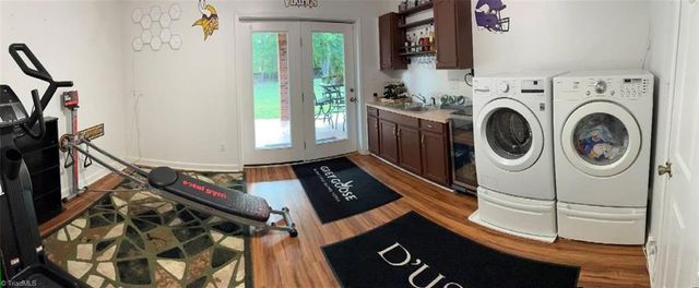 1492 Cedar Fork Road, Clemmons, NC 27012