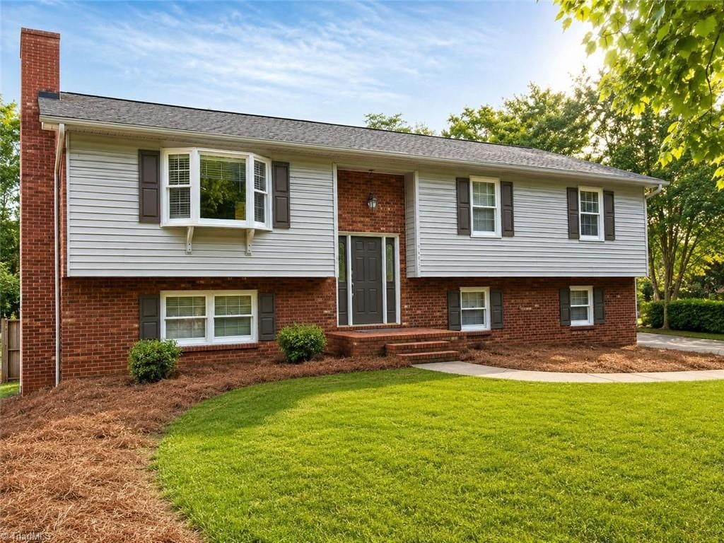 1492 Cedar Fork Road, Clemmons, NC 27012
