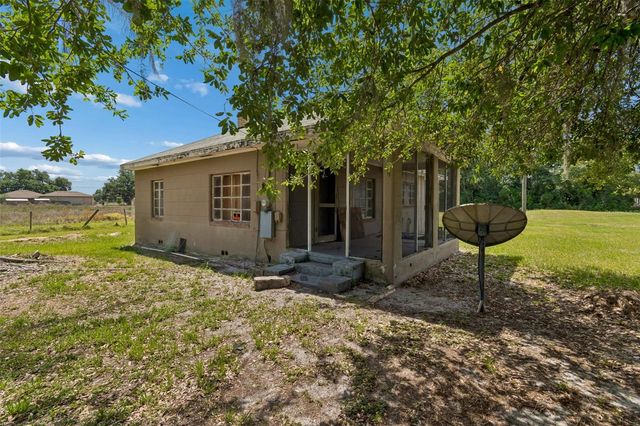 2413 ED BROWN LANE, Plant City, FL 33567