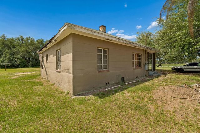 2413 ED BROWN LANE, Plant City, FL 33567