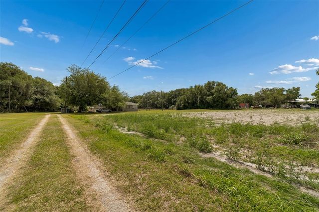 2413 ED BROWN LANE, Plant City, FL 33567