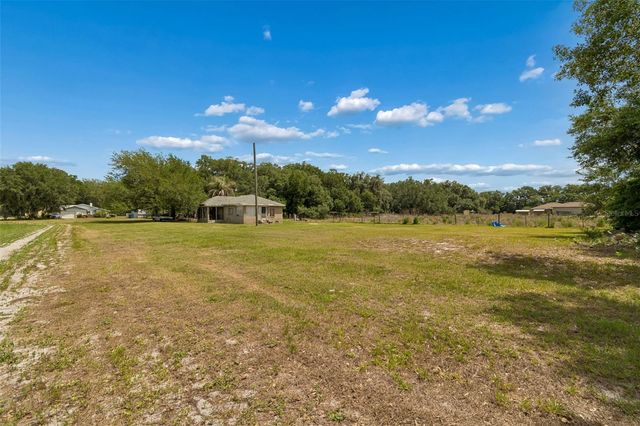 2413 ED BROWN LANE, Plant City, FL 33567