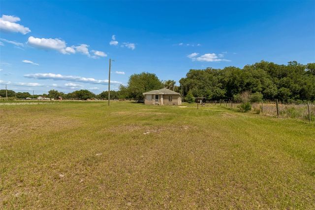 2413 ED BROWN LANE, Plant City, FL 33567