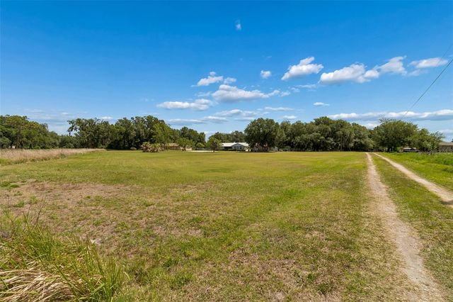2413 ED BROWN LANE, Plant City, FL 33567