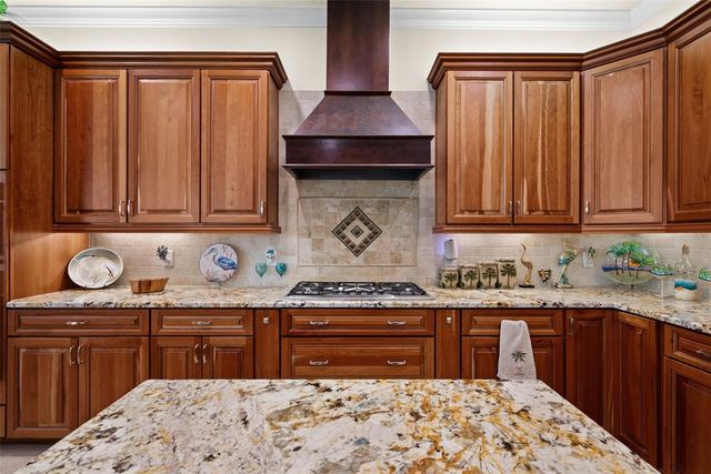 2622 GRAND LAKESIDE DRIVE, Palm Harbor, FL 34684
