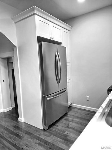 419 Little Broadway Street, Mehlville, MO 63125