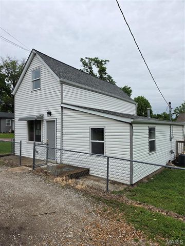 419 Little Broadway Street, Mehlville, MO 63125