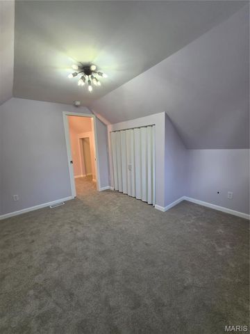 419 Little Broadway Street, Mehlville, MO 63125