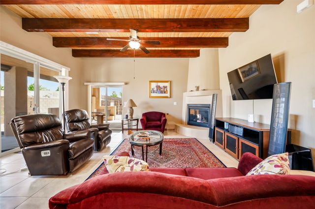 4 Caballito, Santa Fe, NM 87508