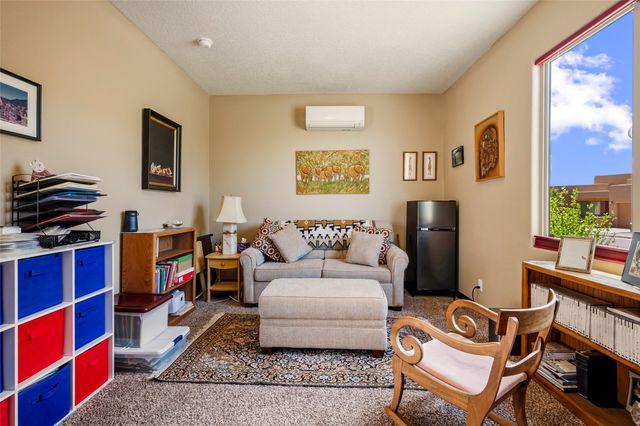 4 Caballito, Santa Fe, NM 87508