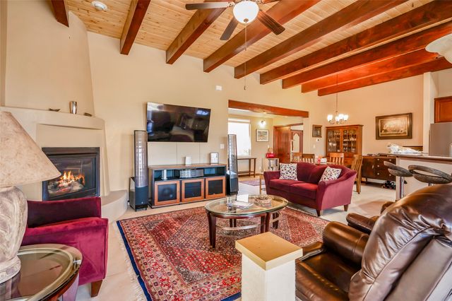 4 Caballito, Santa Fe, NM 87508