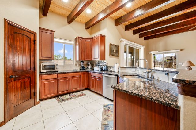 4 Caballito, Santa Fe, NM 87508