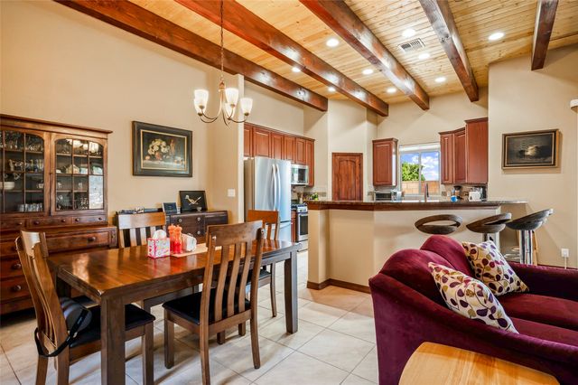 4 Caballito, Santa Fe, NM 87508