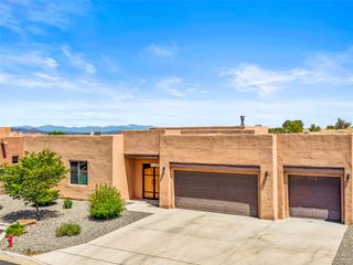 4 Caballito, Santa Fe, NM 87508