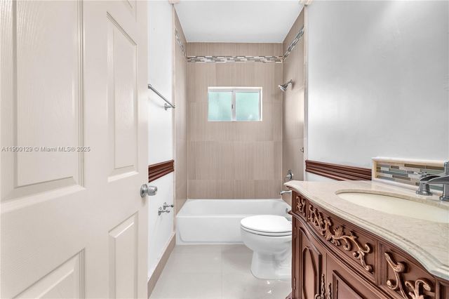 441 SE 31st Ave, Homestead, FL 33033