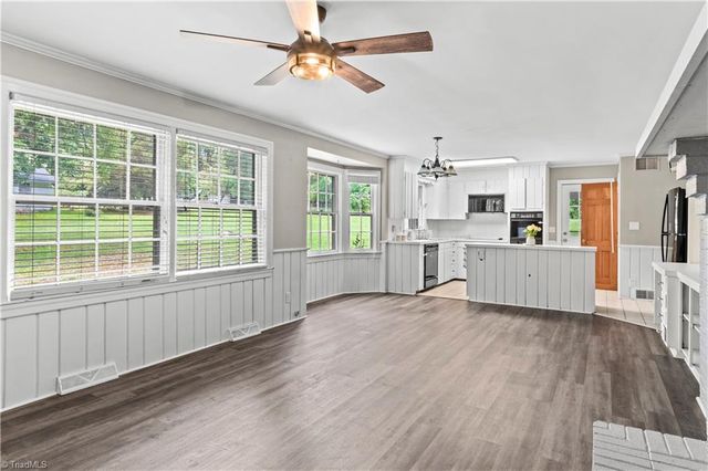 6645 Springfield Drive, Clemmons, NC 27012