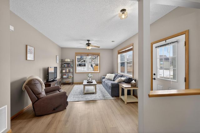 5059 Cherrybark Lane SE, Rochester, MN 55904