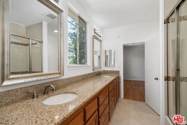 517 N Elm Drive, Beverly Hills, CA 90210