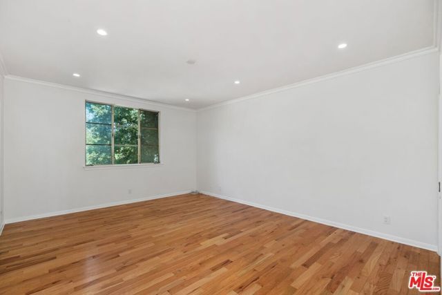 517 N Elm Drive, Beverly Hills, CA 90210