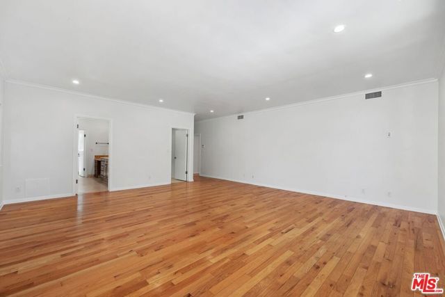 517 N Elm Drive, Beverly Hills, CA 90210