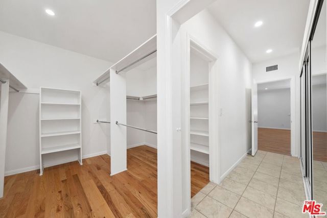 517 N Elm Drive, Beverly Hills, CA 90210