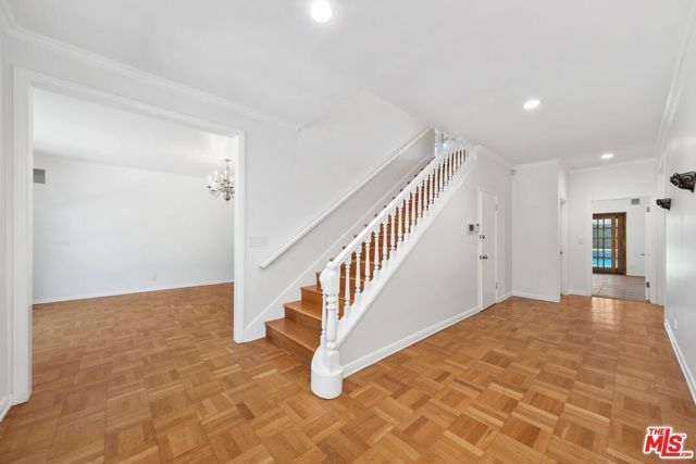 517 N Elm Drive, Beverly Hills, CA 90210