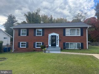 1804 GLENDORA DR, District Heights, MD 20747