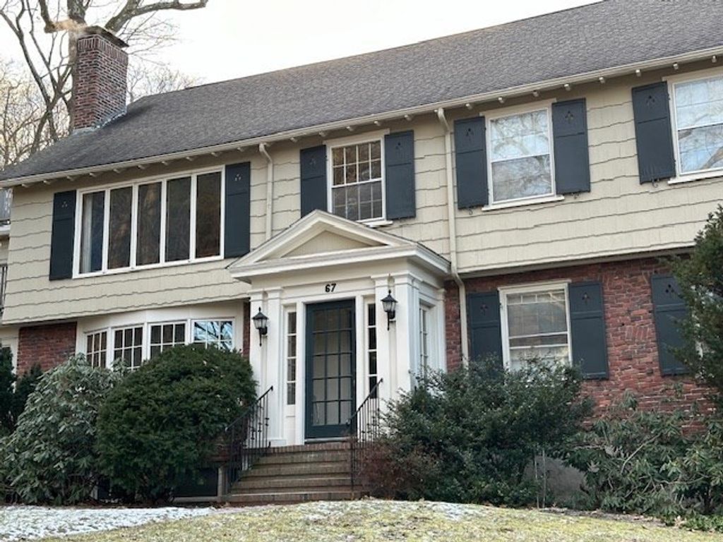 67 Trowbridge Ave. 2, Newton, MA 02460