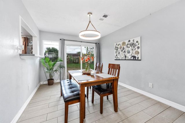 7230 Edgemoor Drive, Houston, TX 77074