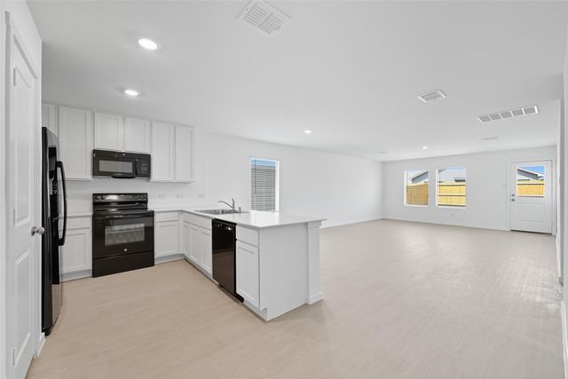 638 Montclair Avenue, Princeton, TX 75407