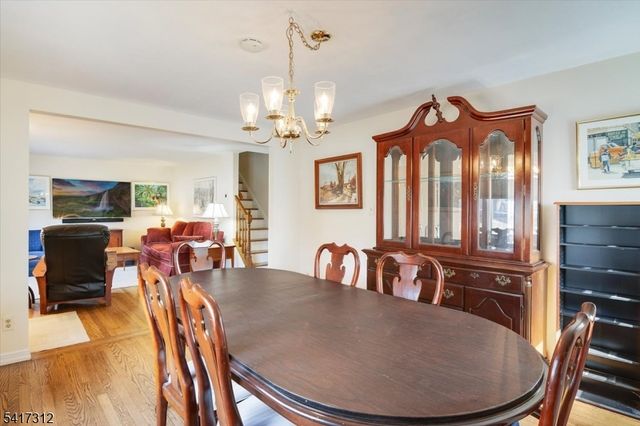 18 Duncan Ln, Rockaway Boro, NJ 07866