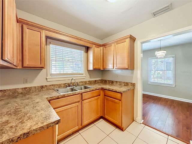 21 N MILLS AVENUE, Orlando, FL 32801