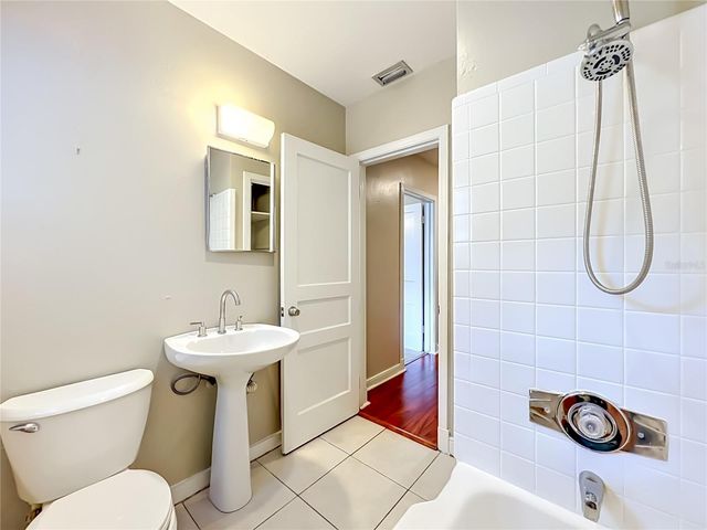 21 N MILLS AVENUE, Orlando, FL 32801