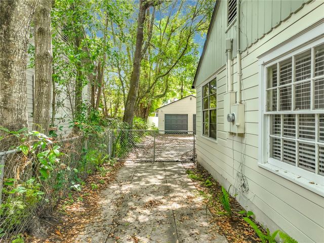 21 N MILLS AVENUE, Orlando, FL 32801