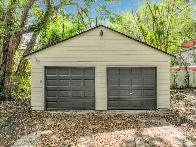 21 N MILLS AVENUE, Orlando, FL 32801