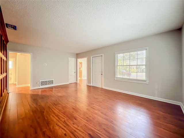 21 N MILLS AVENUE, Orlando, FL 32801