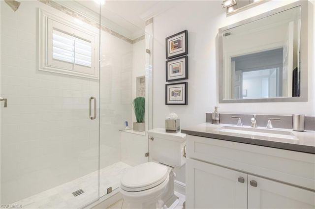 6871 Sterling Greens DR 202, Naples, FL 34104