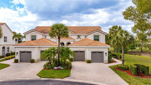 6871 Sterling Greens DR 202, Naples, FL 34104