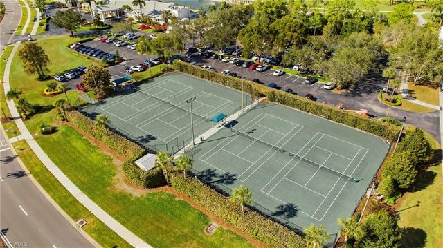 6871 Sterling Greens DR 202, Naples, FL 34104