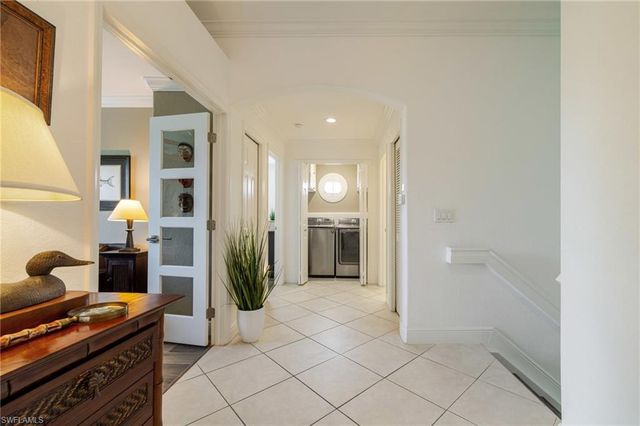 6871 Sterling Greens DR 202, Naples, FL 34104