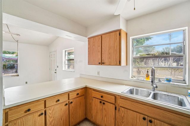 7227 32ND AVENUE N, St Petersburg, FL 33710