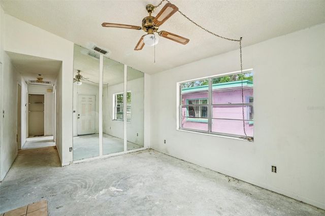 7227 32ND AVENUE N, St Petersburg, FL 33710