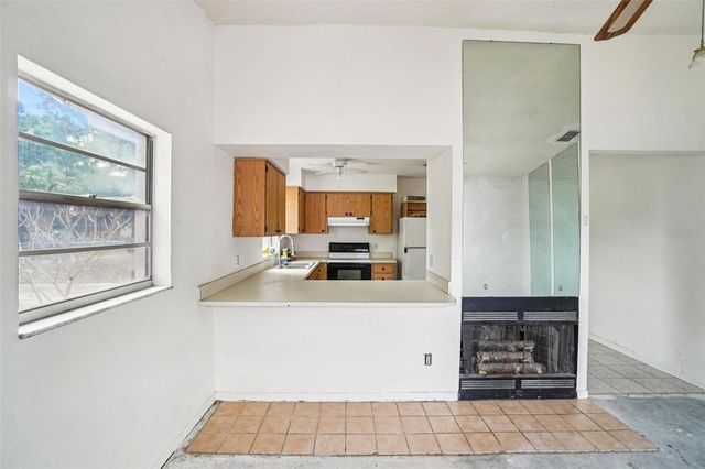 7227 32ND AVENUE N, St Petersburg, FL 33710