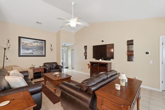 505 Crystalaire Rd., Little River, SC 29566